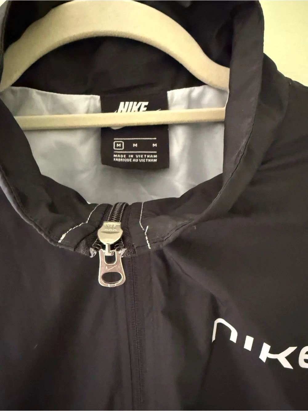 Nike Retro Windrunner Jacket M